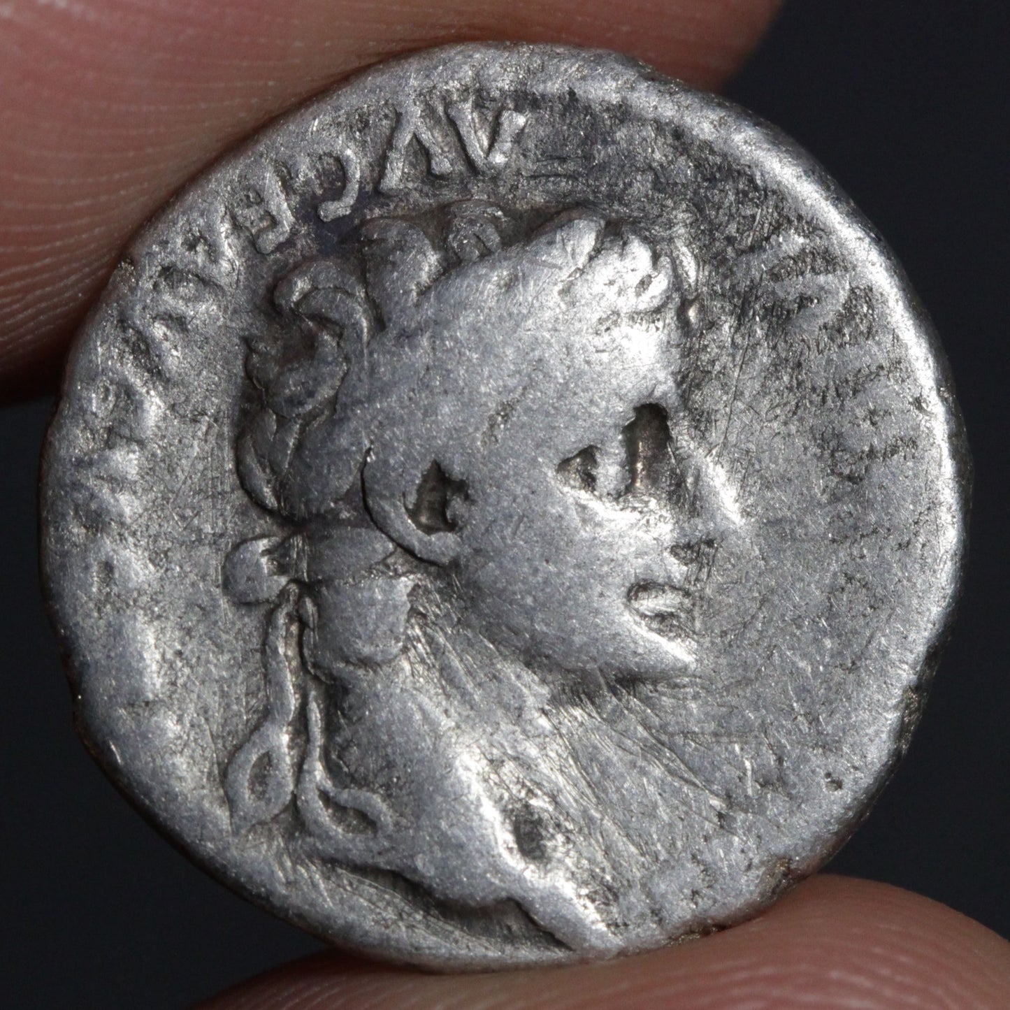 tiberius denarius obverse side