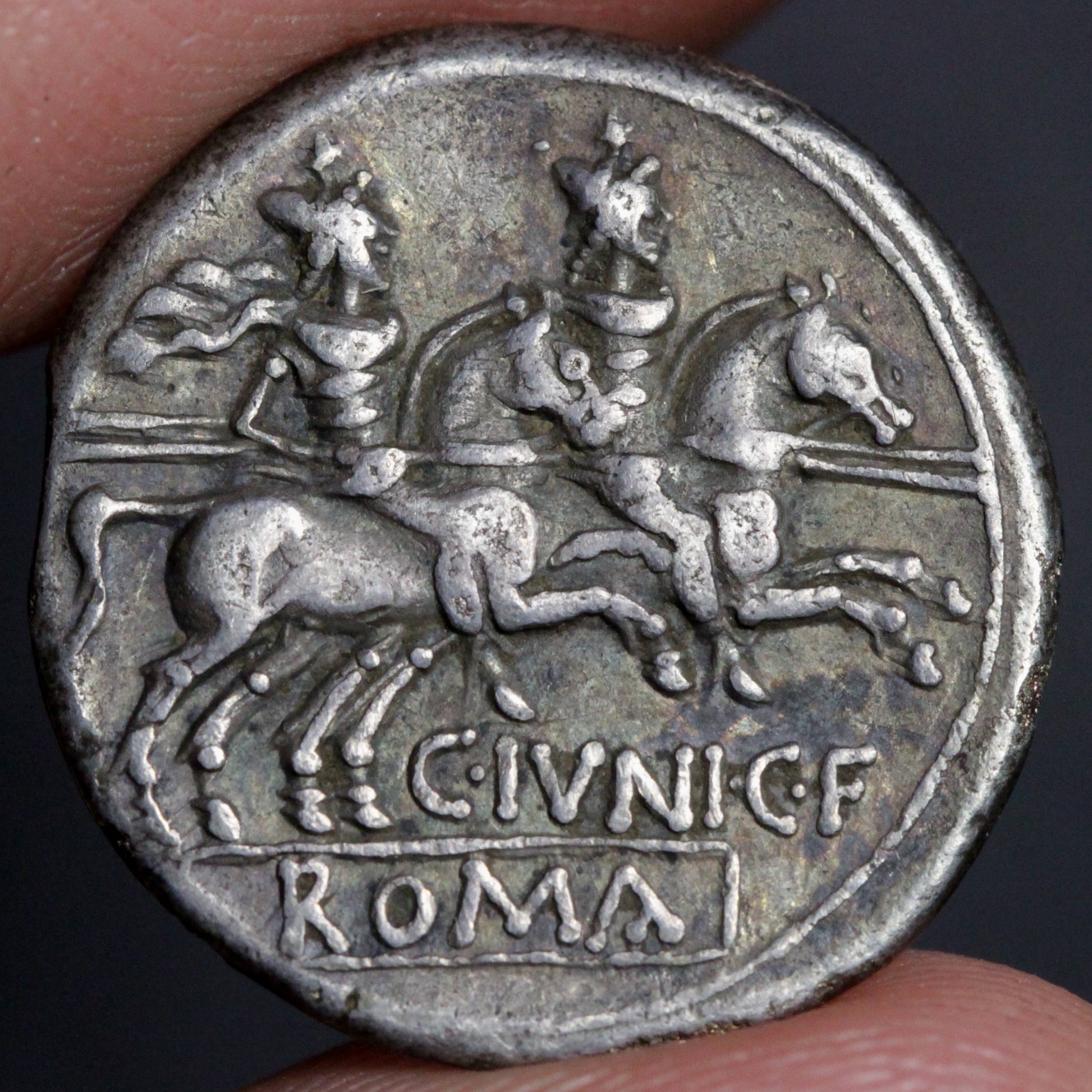 roma head denarius reverse side